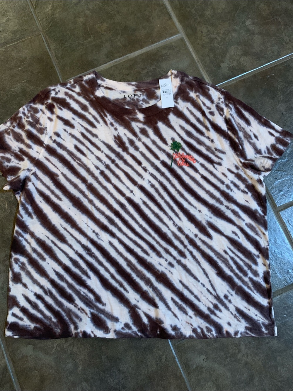 LOFT Women’s Brown and White Tie-Dye Tee with Palm Embroidery Size XL NWT